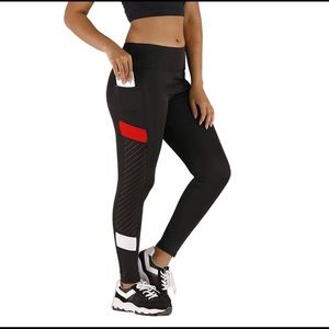 Leggings with pockets